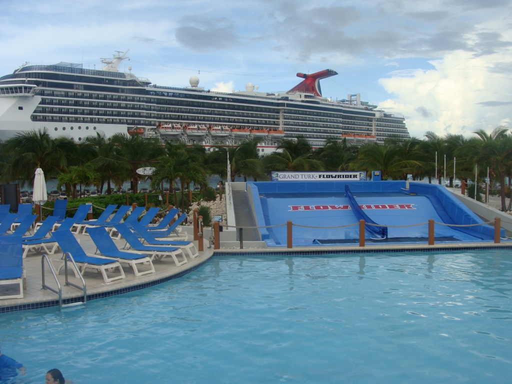 Grand Turk - Flowrider & Carnival Pride