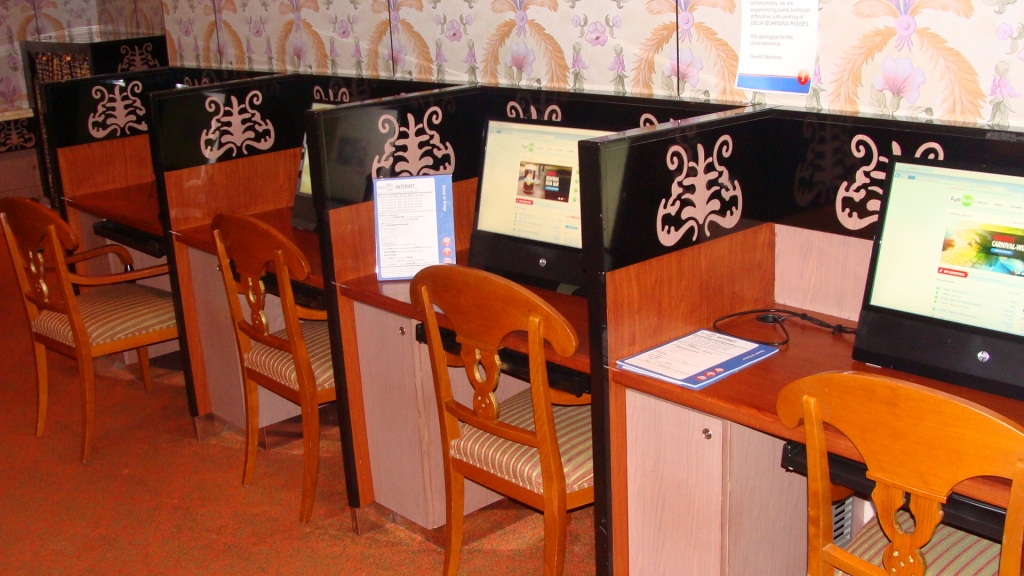 Internet Cafe