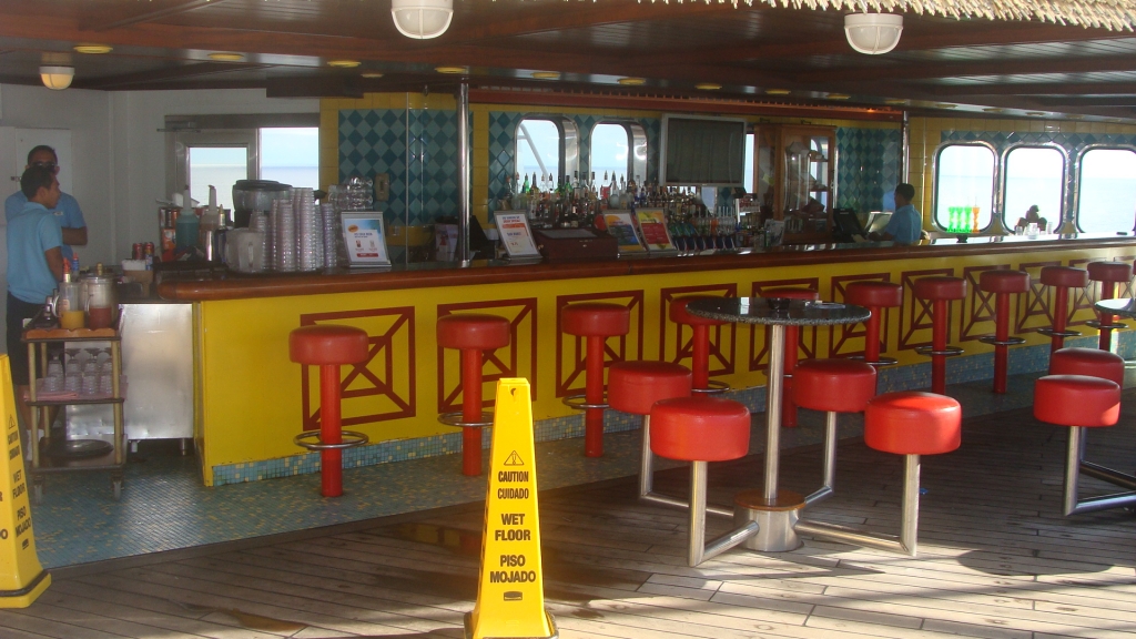 Lido Bar - starboard side