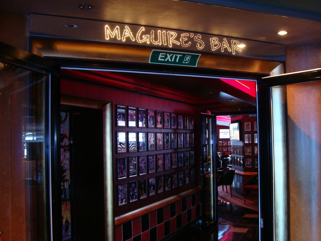 Maguires Sports Bar (deck 2 fwd)