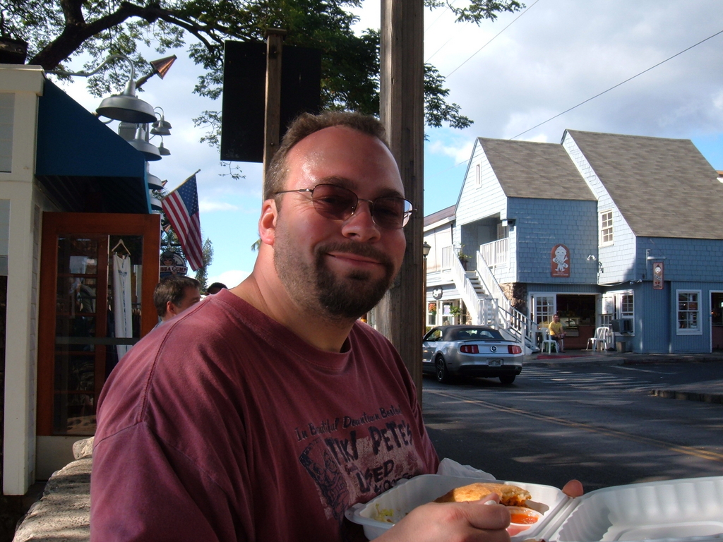 Marty having lunch in Lahaina