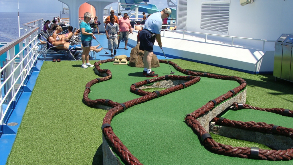 Mini Golf - Deck 14 Fwd.