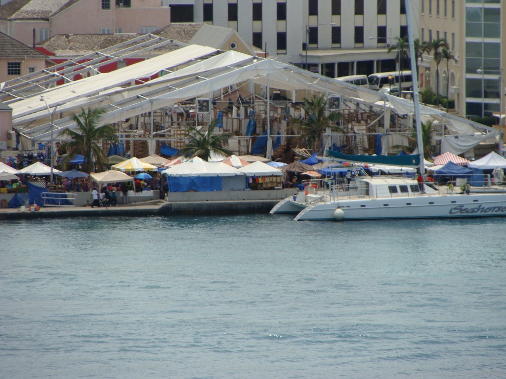 Nassau Sail Away - Straw Market