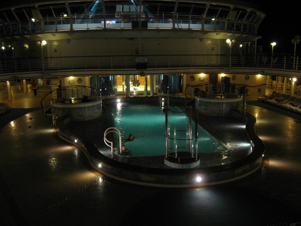 Neptune's pool at night