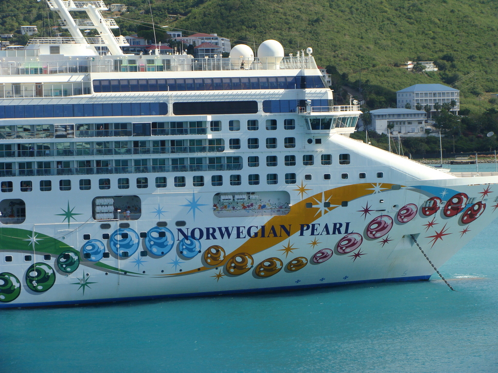 Norwegian Pearl in St. Thomas