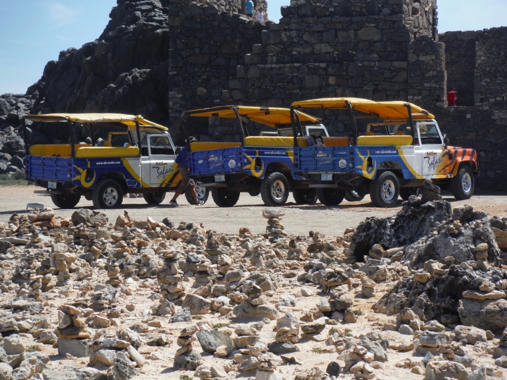 Our jeeps parked at Bushiribana