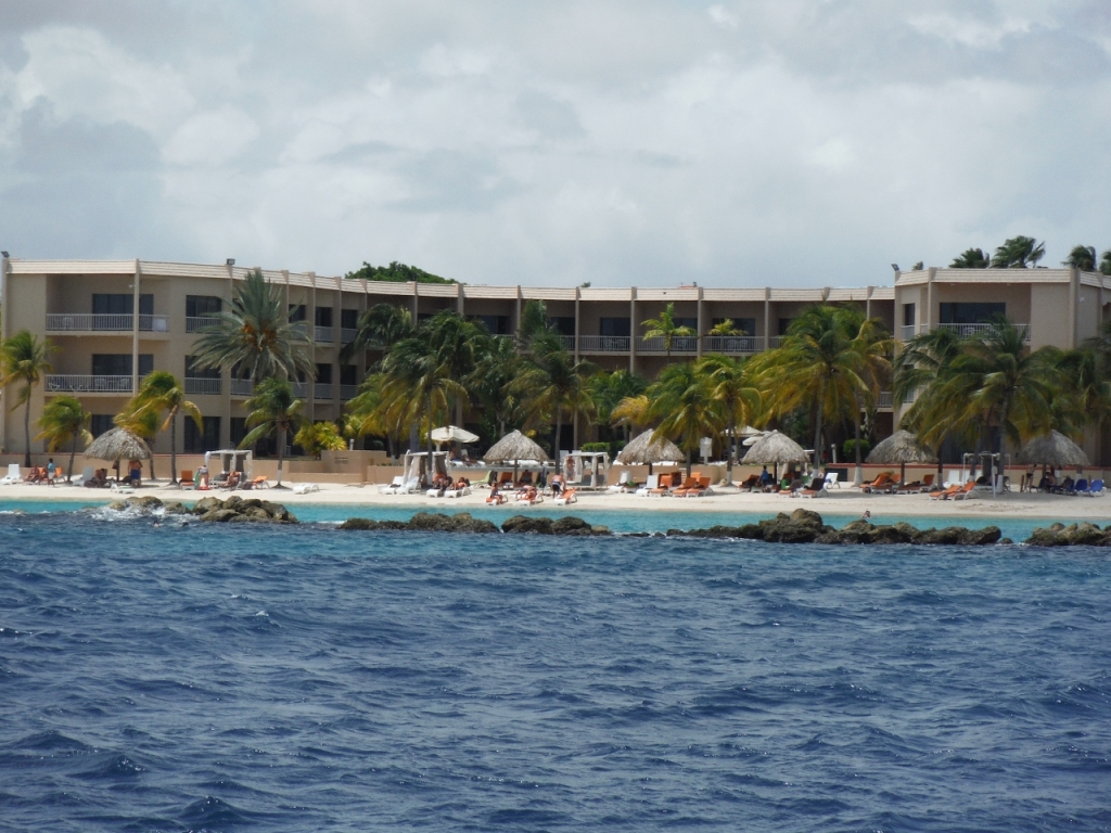 Pelican Express - Curacao coastline views