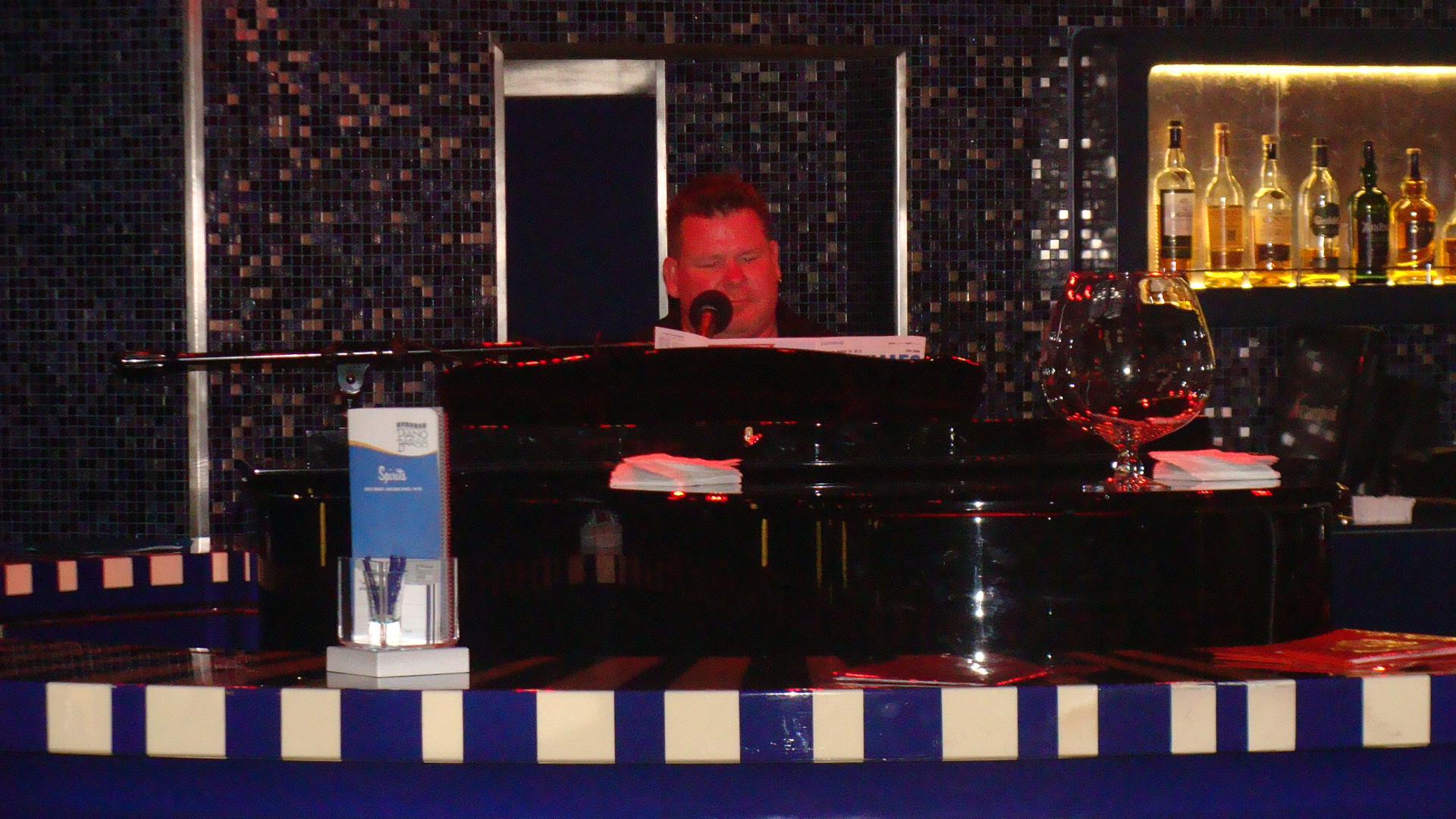 Piano Bar