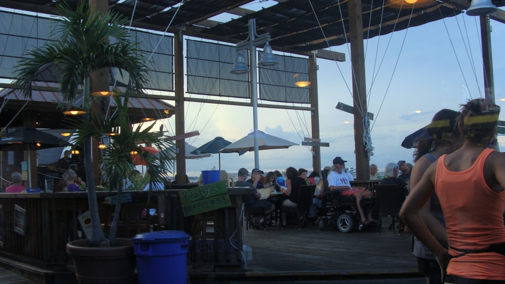 Rusty's Seafood & Oyster Bar outside seating