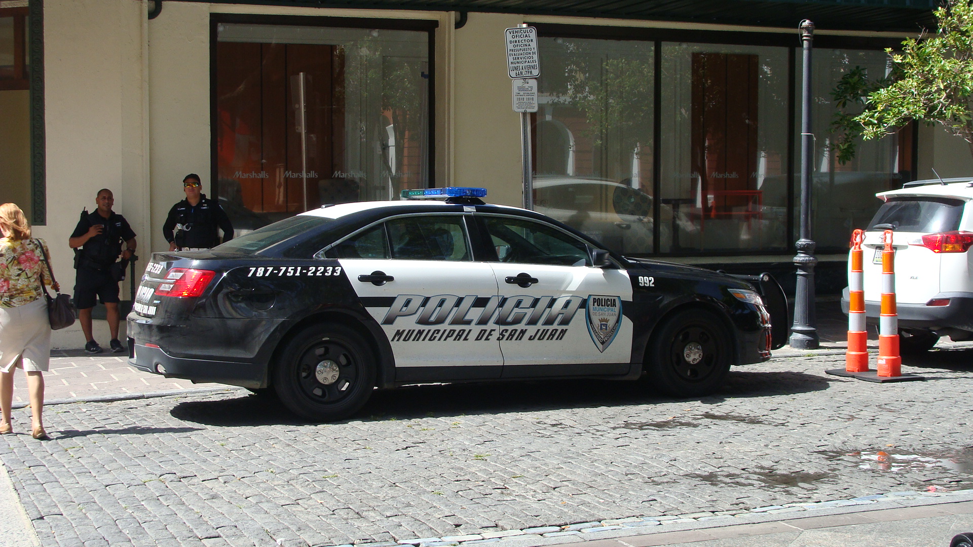 San Juan police car