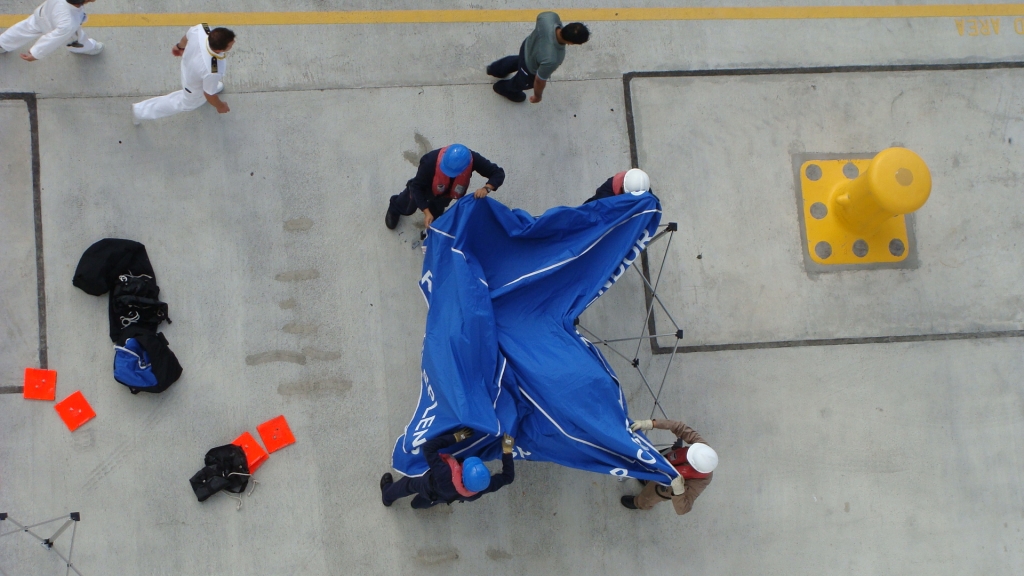 Setting up the canopy