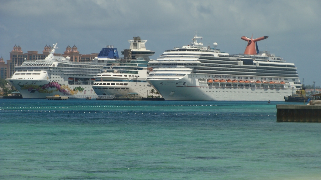 Ships in Nassau