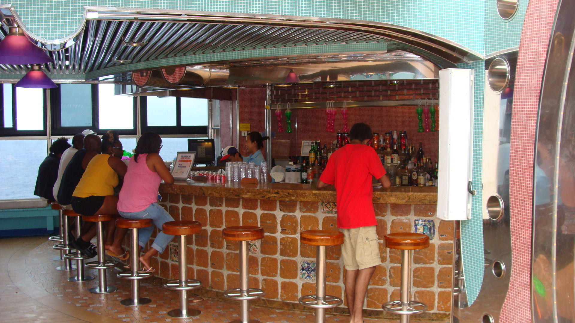 Splendido Pool Bar - starboard side