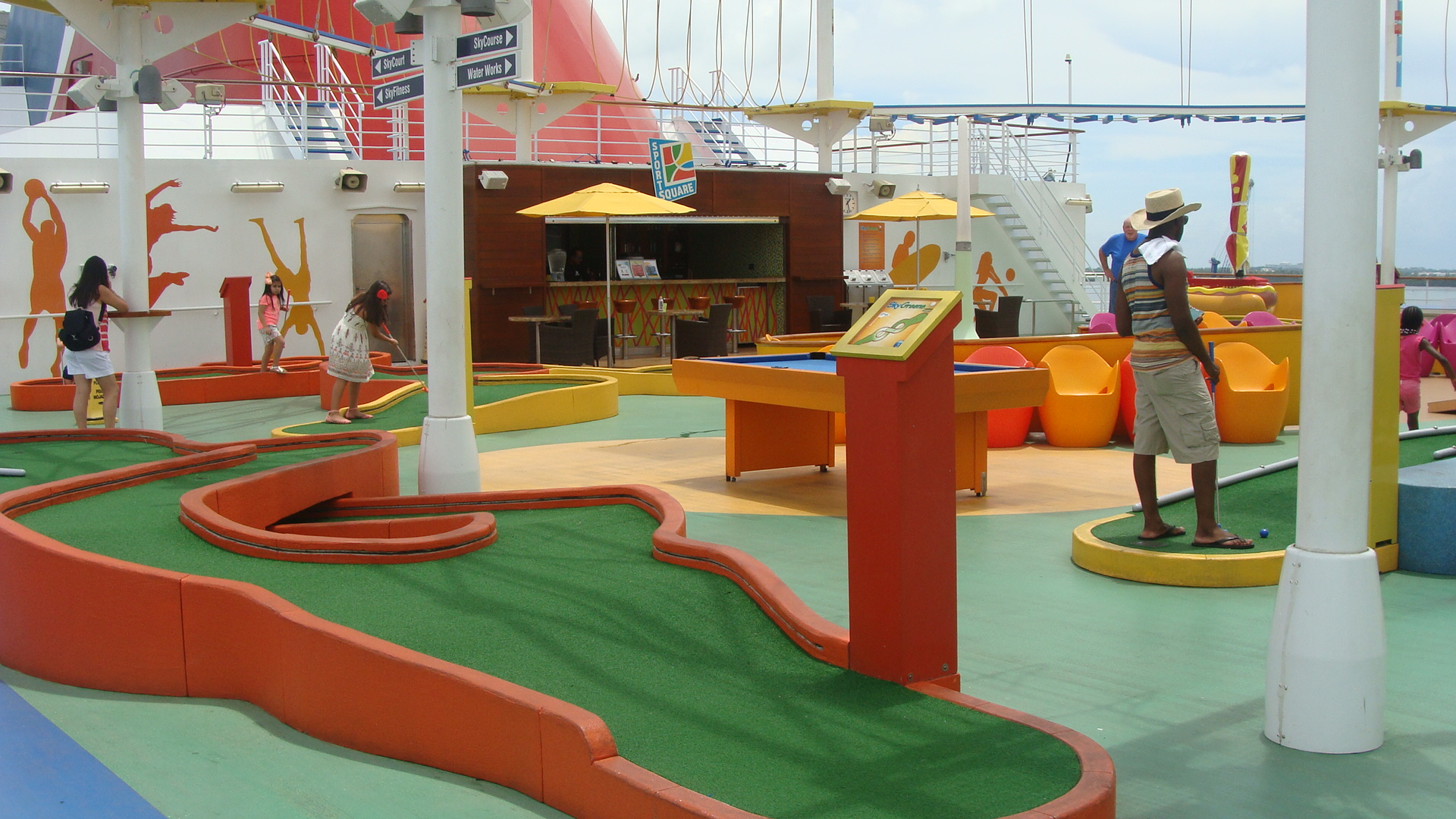 Sports Square - mini golf