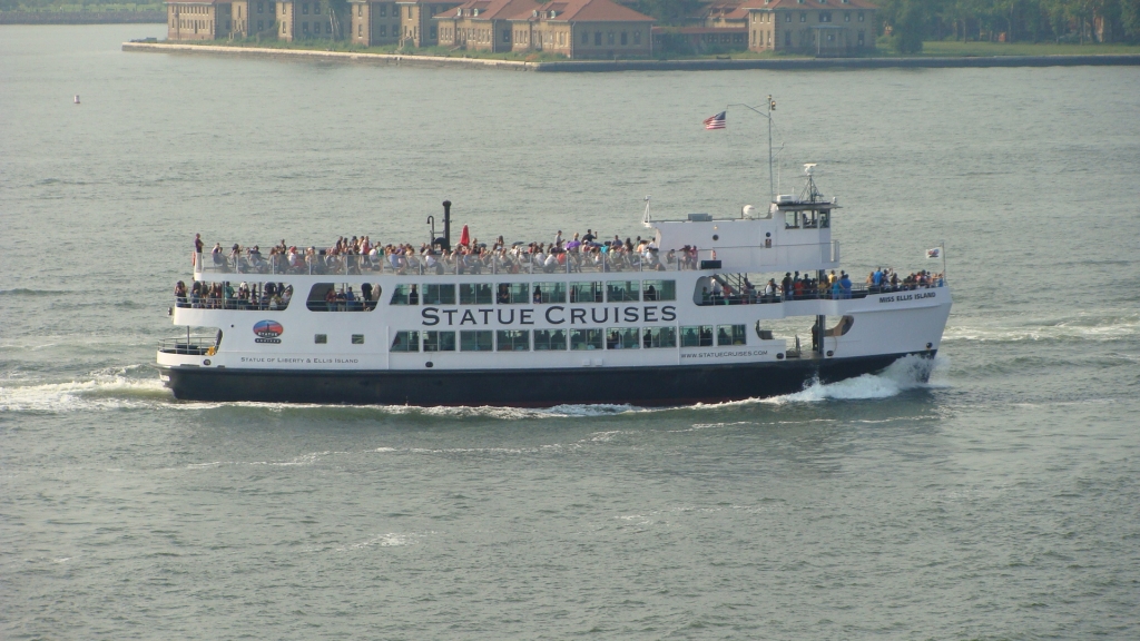 Statue Ferry