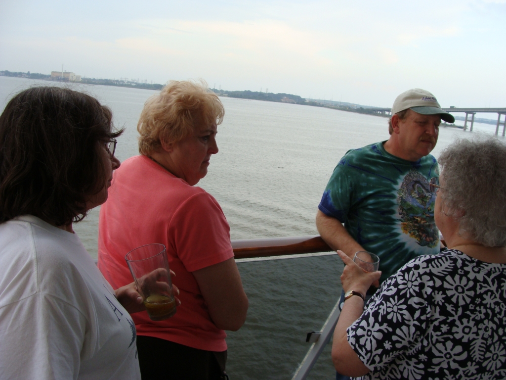 Suer, Evie (gram), Warren, & Judi