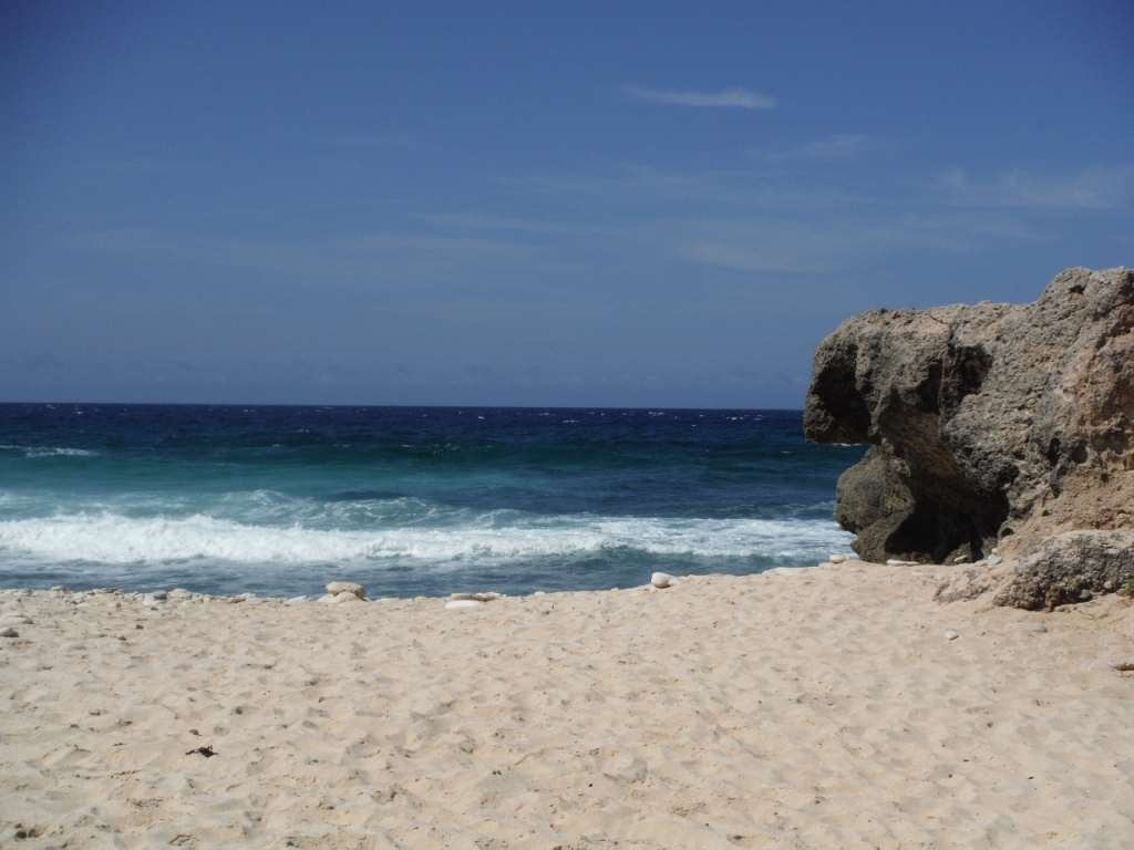 The beach at the baby bridge