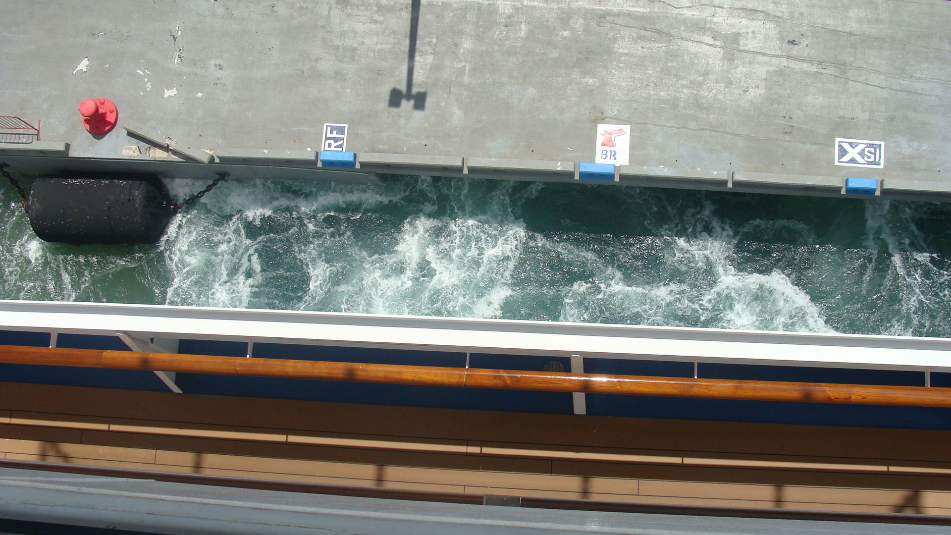 The Breeze pushes away from the pier