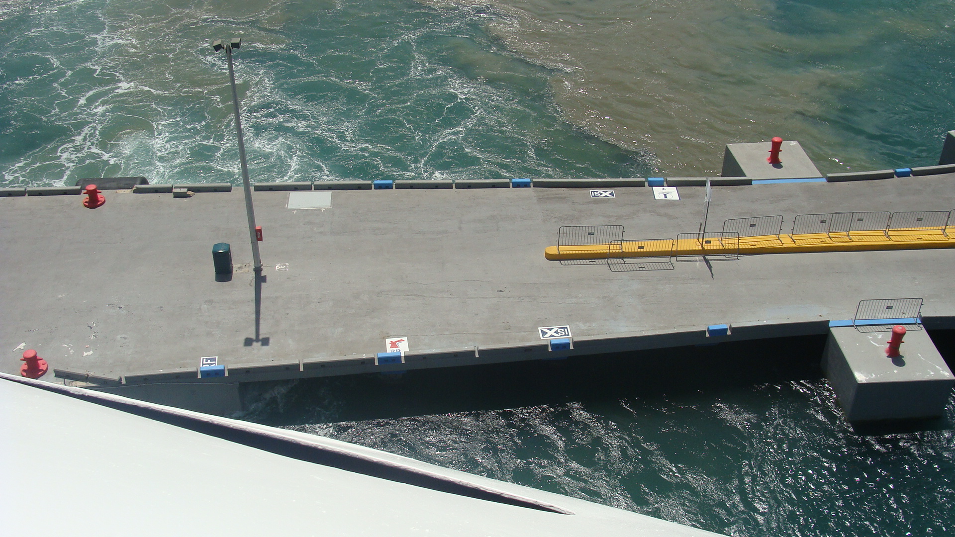 The Breeze pushes away from the pier