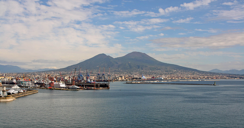 The Med cruise 2010 - Naples