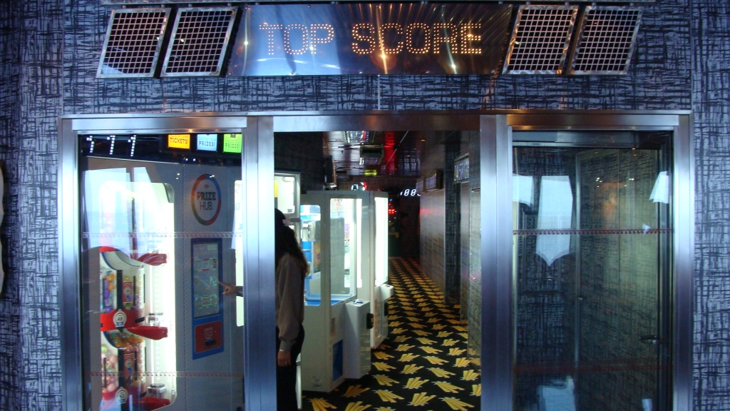 Top Score Arcade - Deck 5 Aft