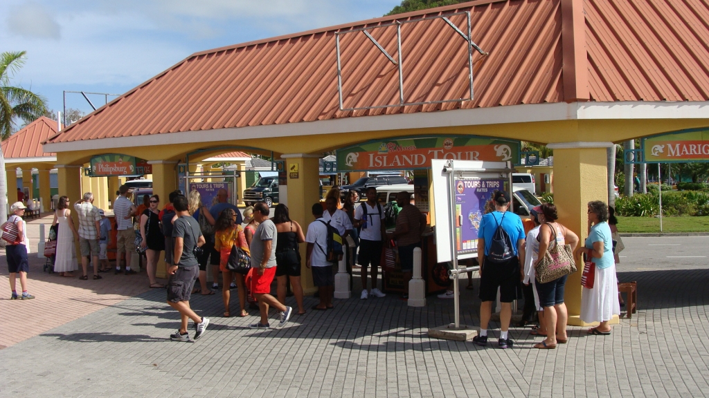 Tour and taxi stand