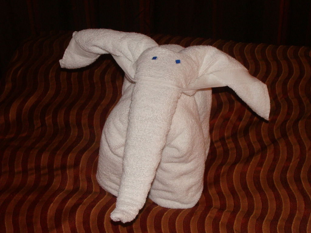 Towel elephant