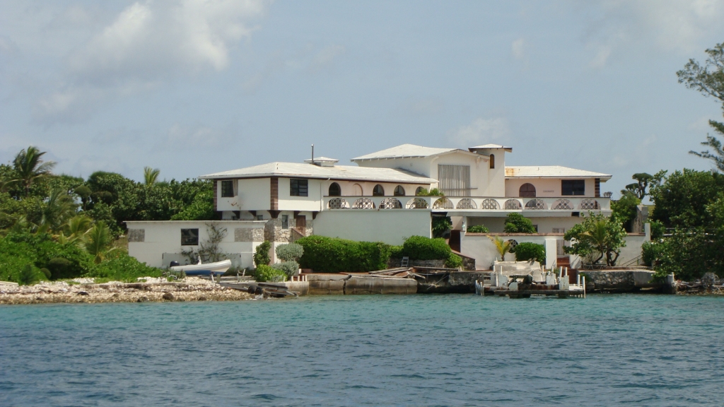 Views from the ferry to Paradise Island