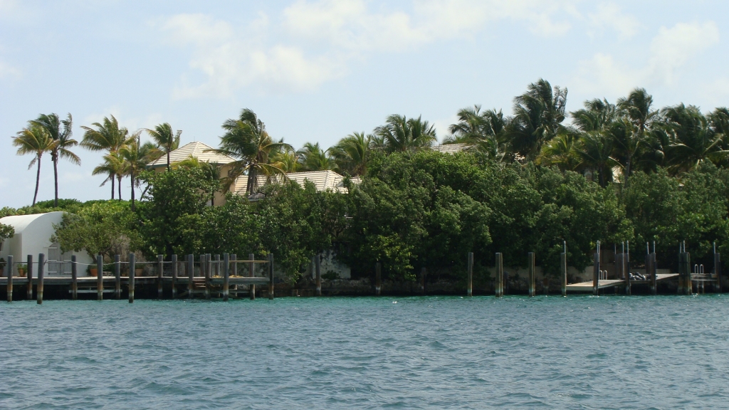 Views from the ferry to Paradise Island