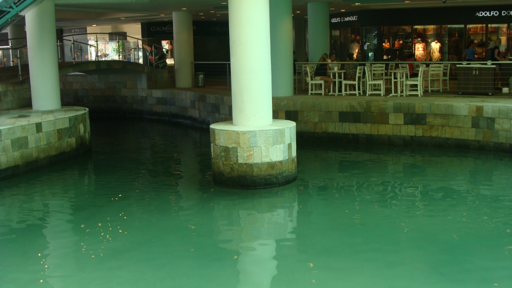 Water taxi in hotel