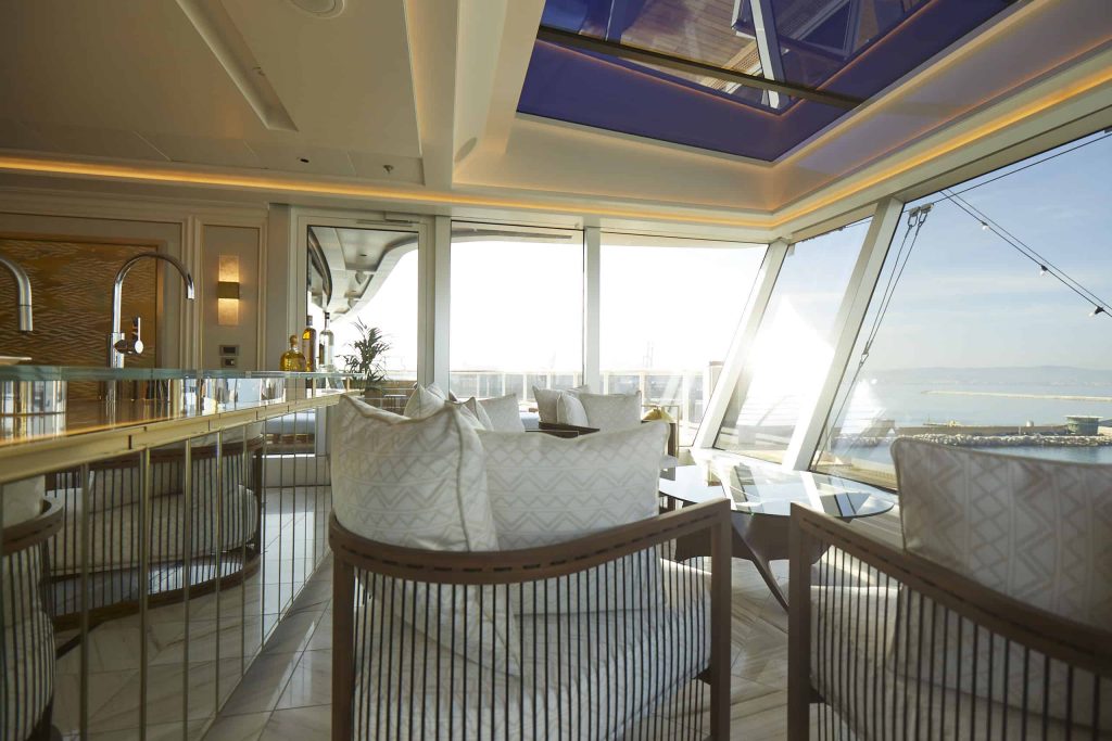 The $11,000 a Night Cruise Cabin: It's the Regent Suite on Regent Seven Seas Splendor 13 The Observation Lounge aboard The Regent Suite