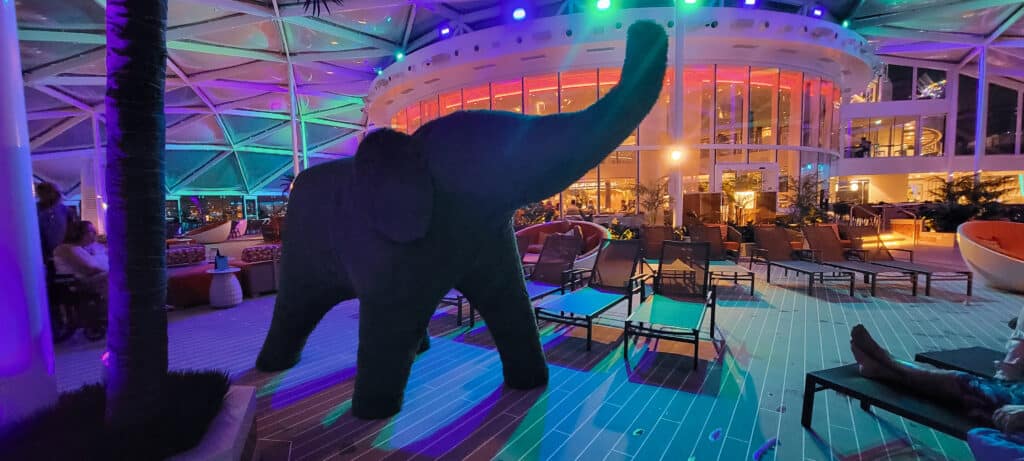 Oh, What A Ship! Back from Wonder of the Seas, Royal Caribbean's Newest Cruise Ship | 12